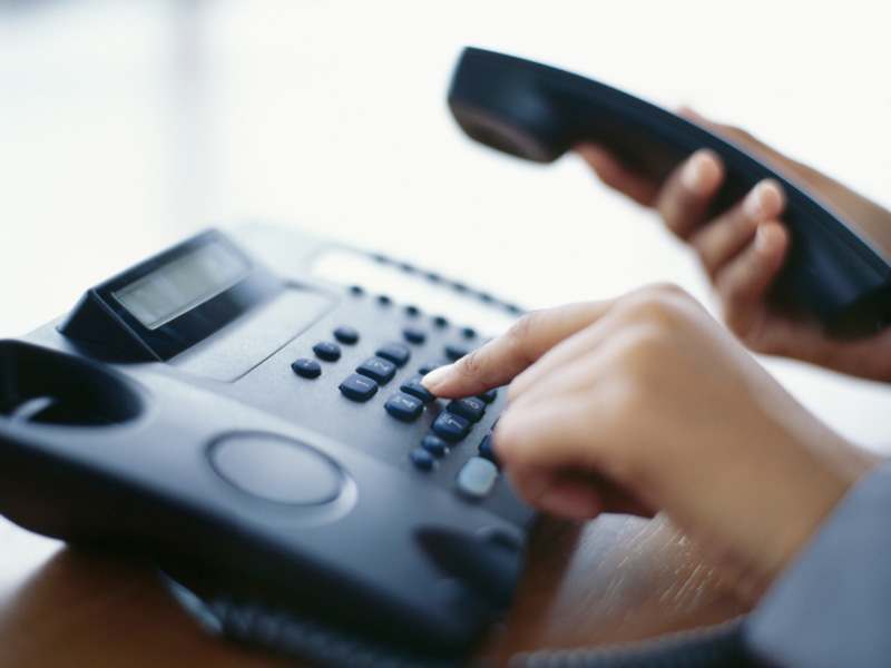 ВТБ выяснил, кому чаще звонили мошенники в этом году