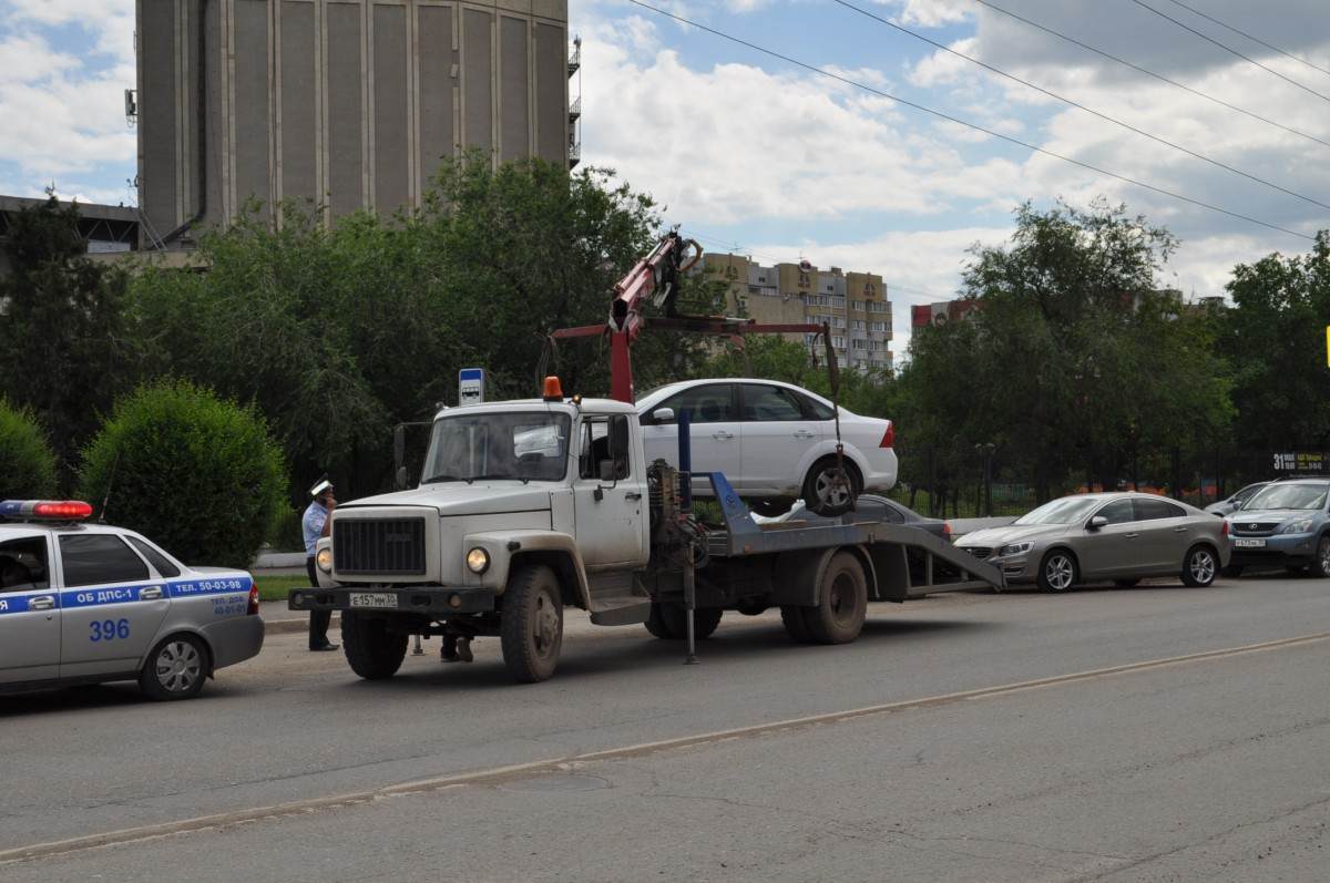 У жителя Калмыкии конфисковали автомобиль за пьяную поездку по  астраханскому селу | АРБУЗ