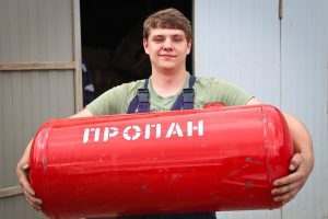 В Астрахани возникли очереди на установку газовых баллонов на автомобили