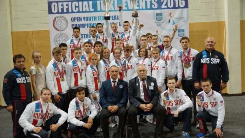 Астраханцы стали лучшими на первенстве Европы по гиревому спорту