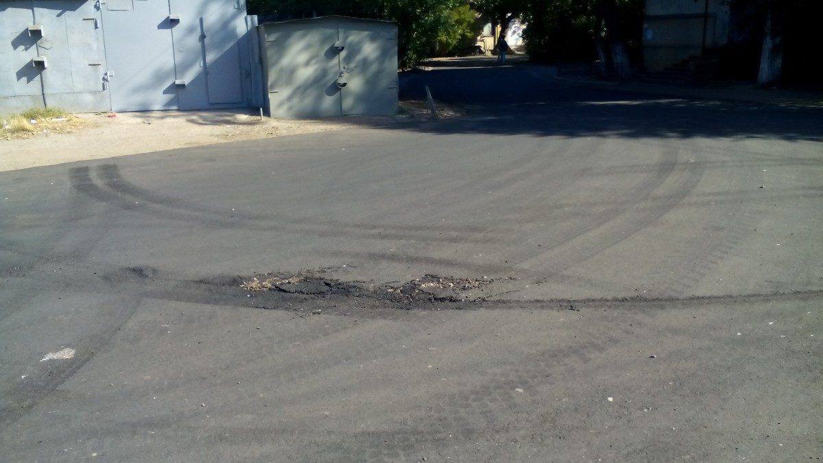 Астраханскому подрядчику не заплатят за некачественную дорогу