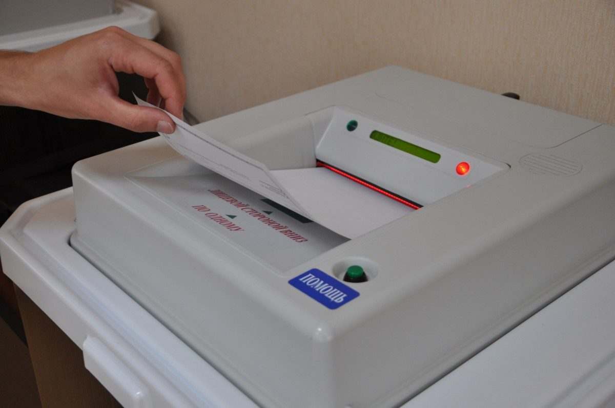 Половину голосов на выборах в Астрахани подсчитают электронные машины