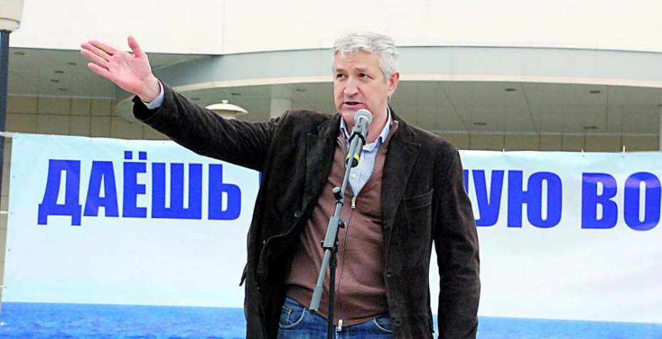 Леонид Огуль лидирует на выборах в Астраханской области