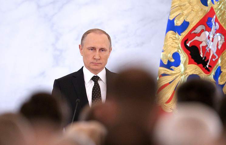 Владимир Путин призвал чиновников не бояться людей