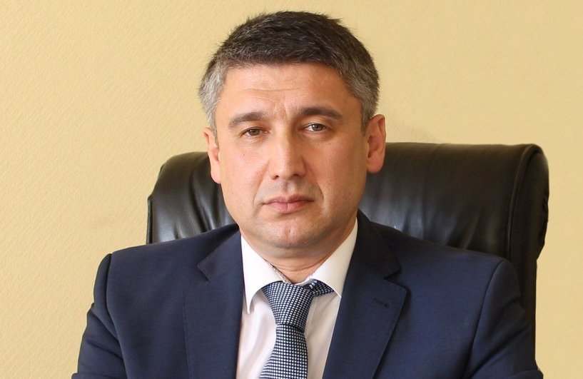 Глава Наримановского района объявил о досрочной отставке