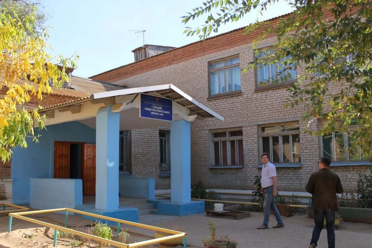 Из-за нападения на полицейских в Астраханской области закрыли сельские школы