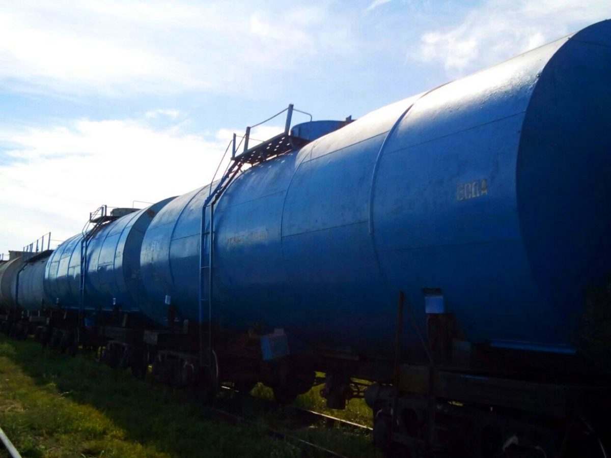 «Водяной» поезд доставил по области более 6000 кубометров питьевой воды