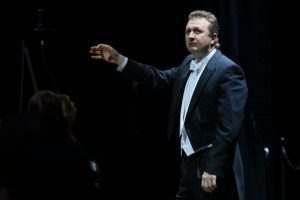 Худрук Астраханского театра оперы и балета стал заслуженным артистом России