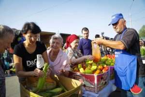 Что происходит с ценами на самые популярные продукты в Астрахани