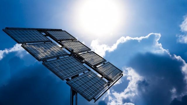 В строительство солнечных электростанций в Астраханской области вложат 18 млрд рублей