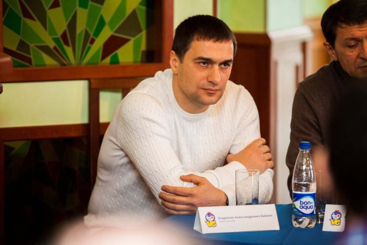 Андраник Бабаян тренер Волгаря