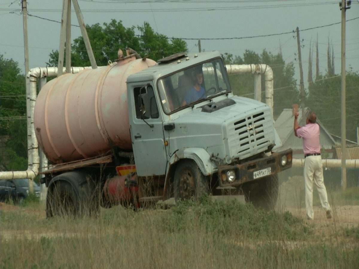 Предложение астраханских депутатов по борьбе с черными ассенизаторами нашло  поддержку в Минстрое | АРБУЗ