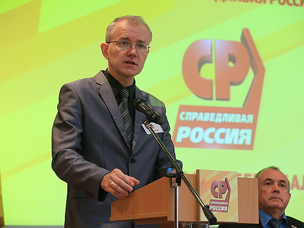 Руководство партии «СР» тянет с согласованием кандидатуры Шеина на выборы губернатора Астраханской области
