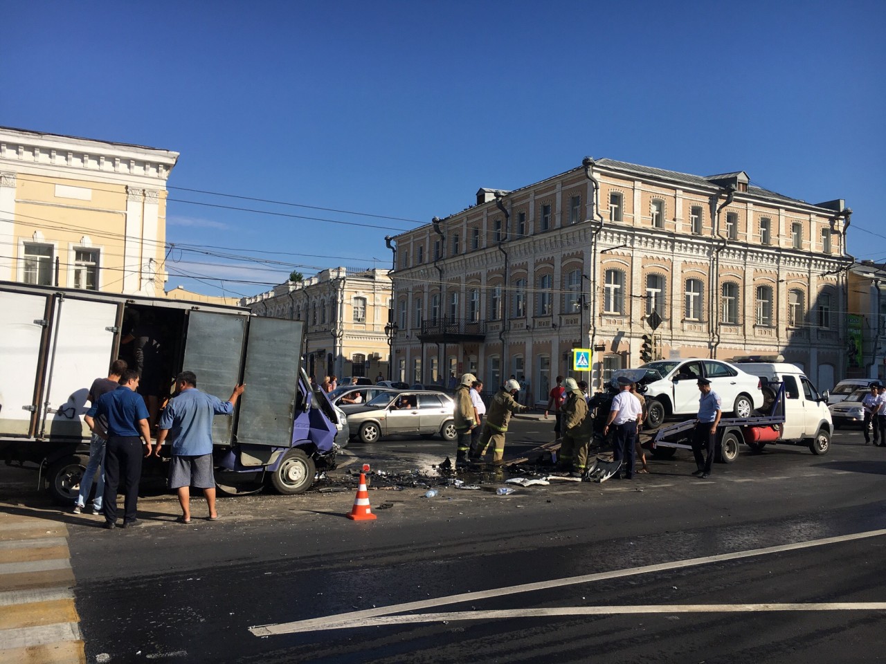 В самом центре Астрахани страшная авария с жертвами | АРБУЗ