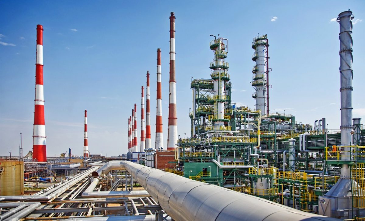 Нефтегазовые компании потратили на благотворительность в Астраханской области почти миллиард рублей