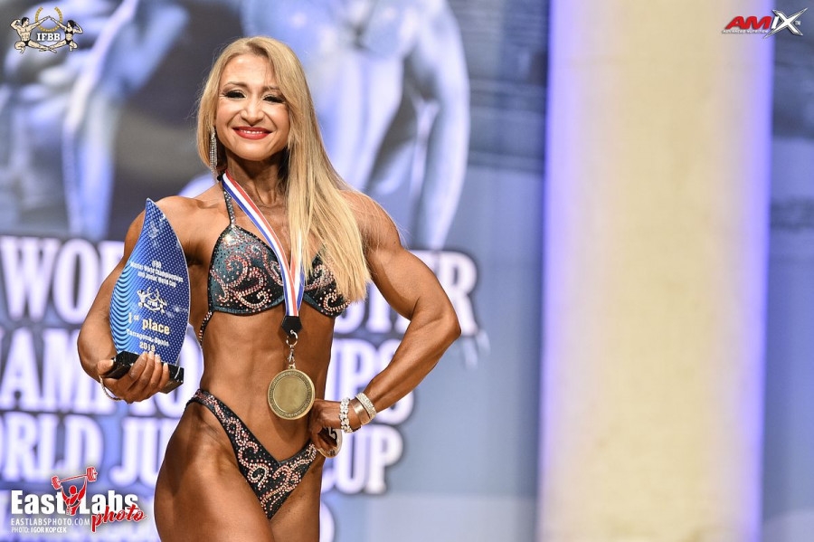 Астраханка стала чемпионкой мира по бодифитнесу