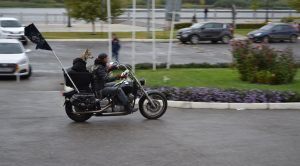 Астраханские таможенники отжали у дальнобойщика партию дорогих байков и отправили на СВО