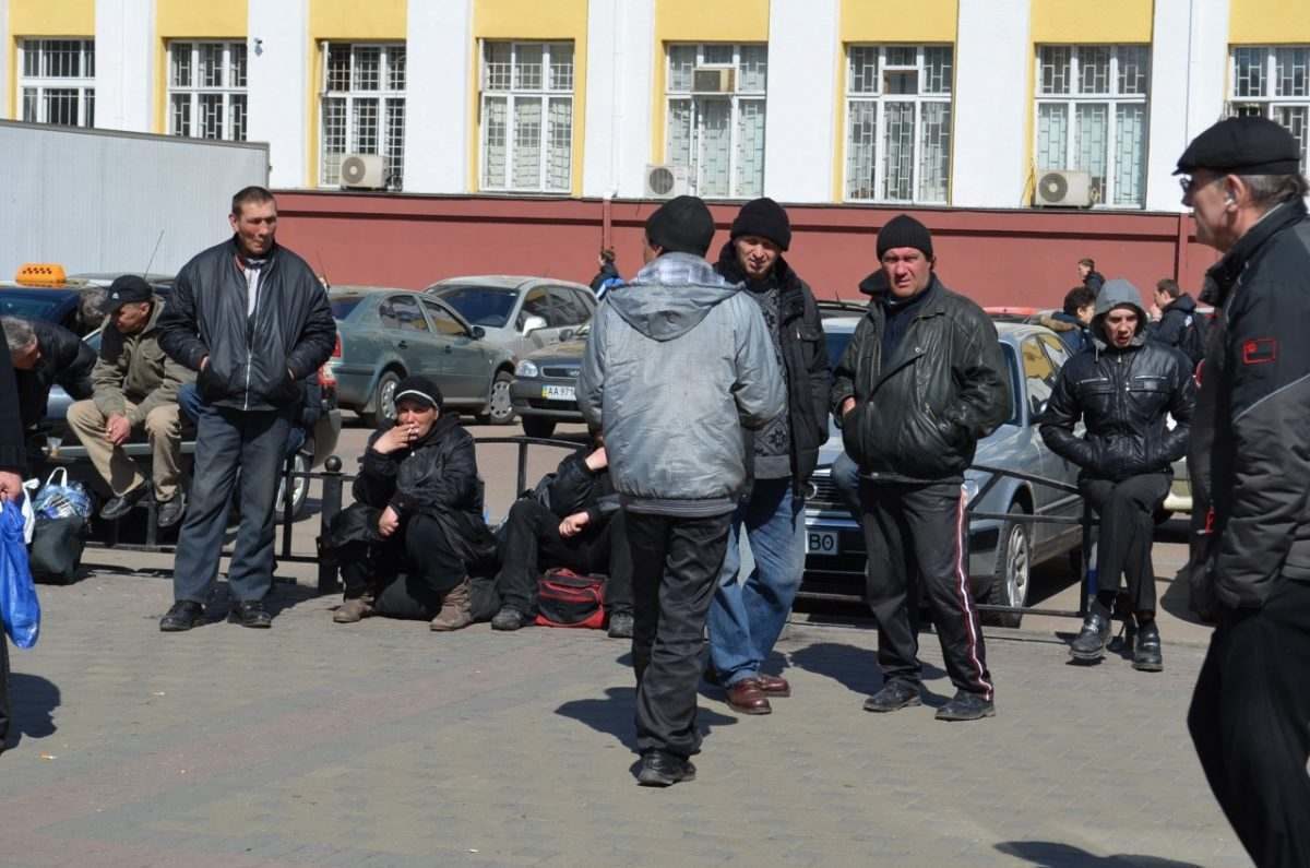 Безработными в Астраханской области числятся 4 тысячи человек