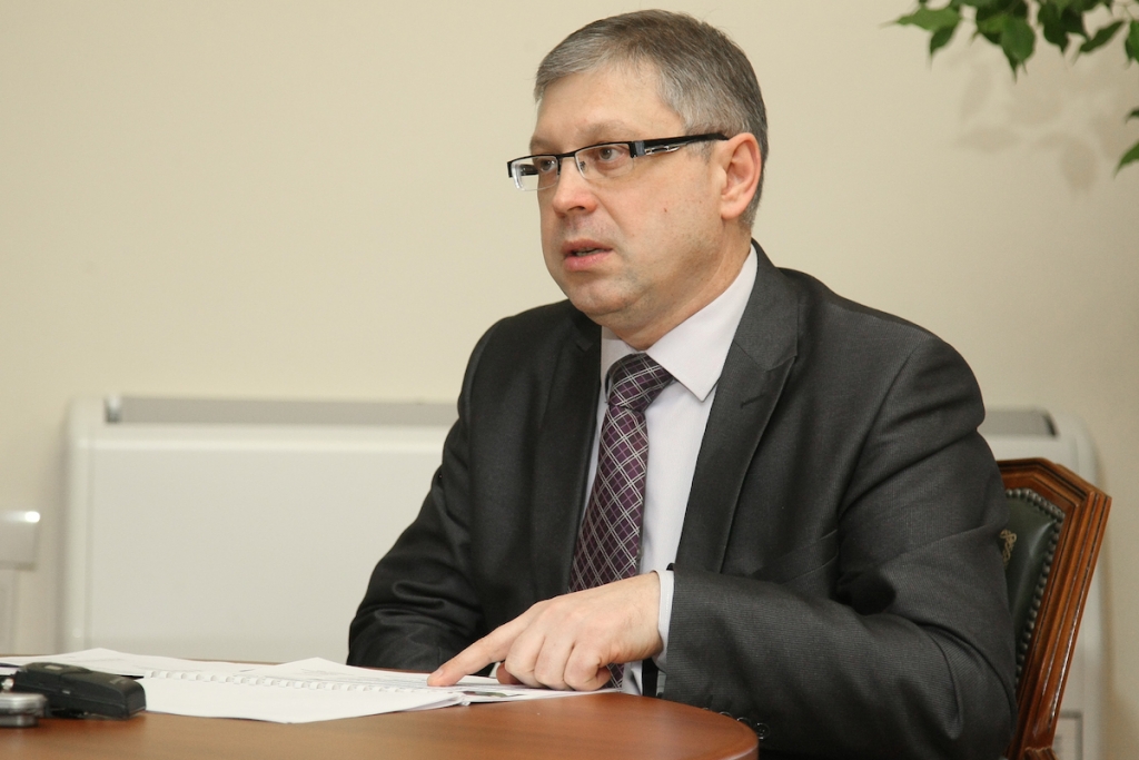Экс-министр ЖКХ Астраханской области получил три года условно