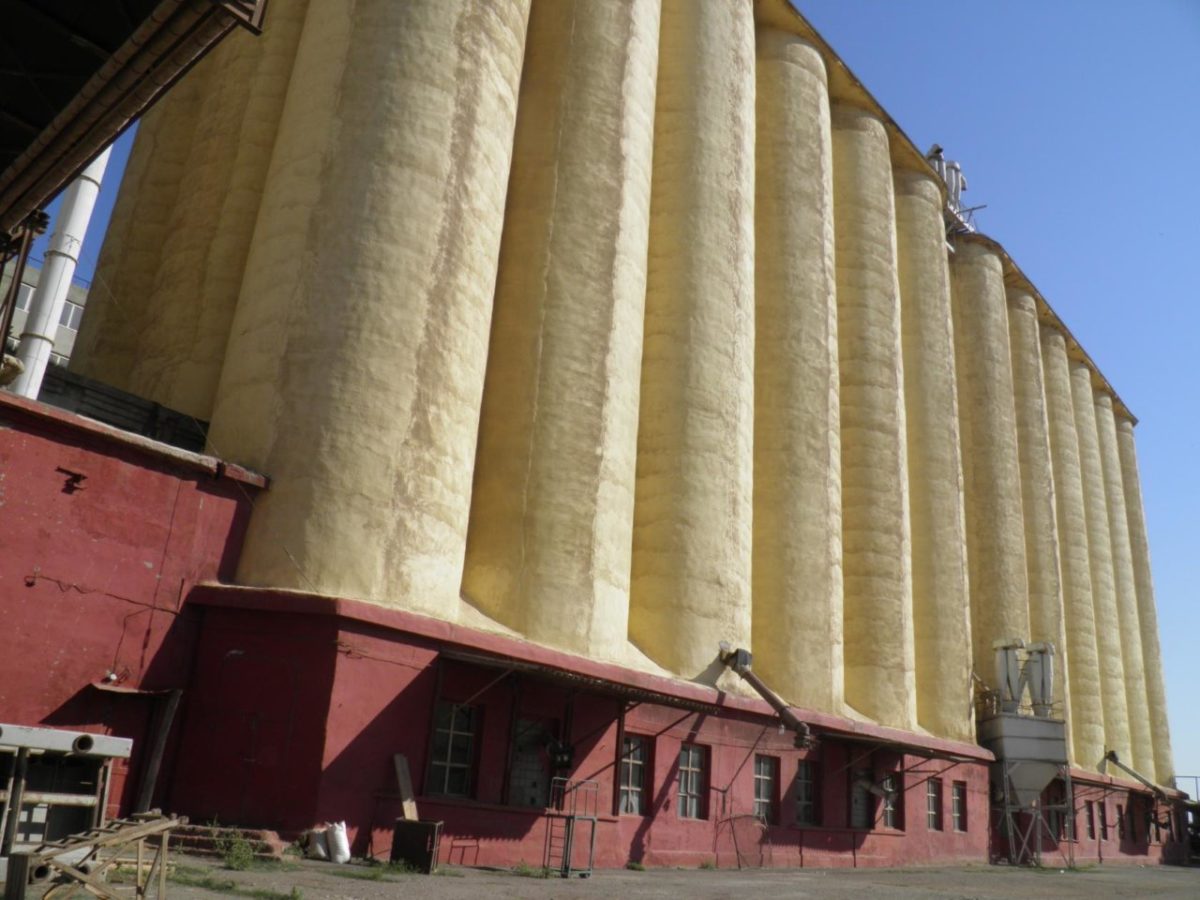 Астраханский комбинат хлебопродуктов признан банкротом