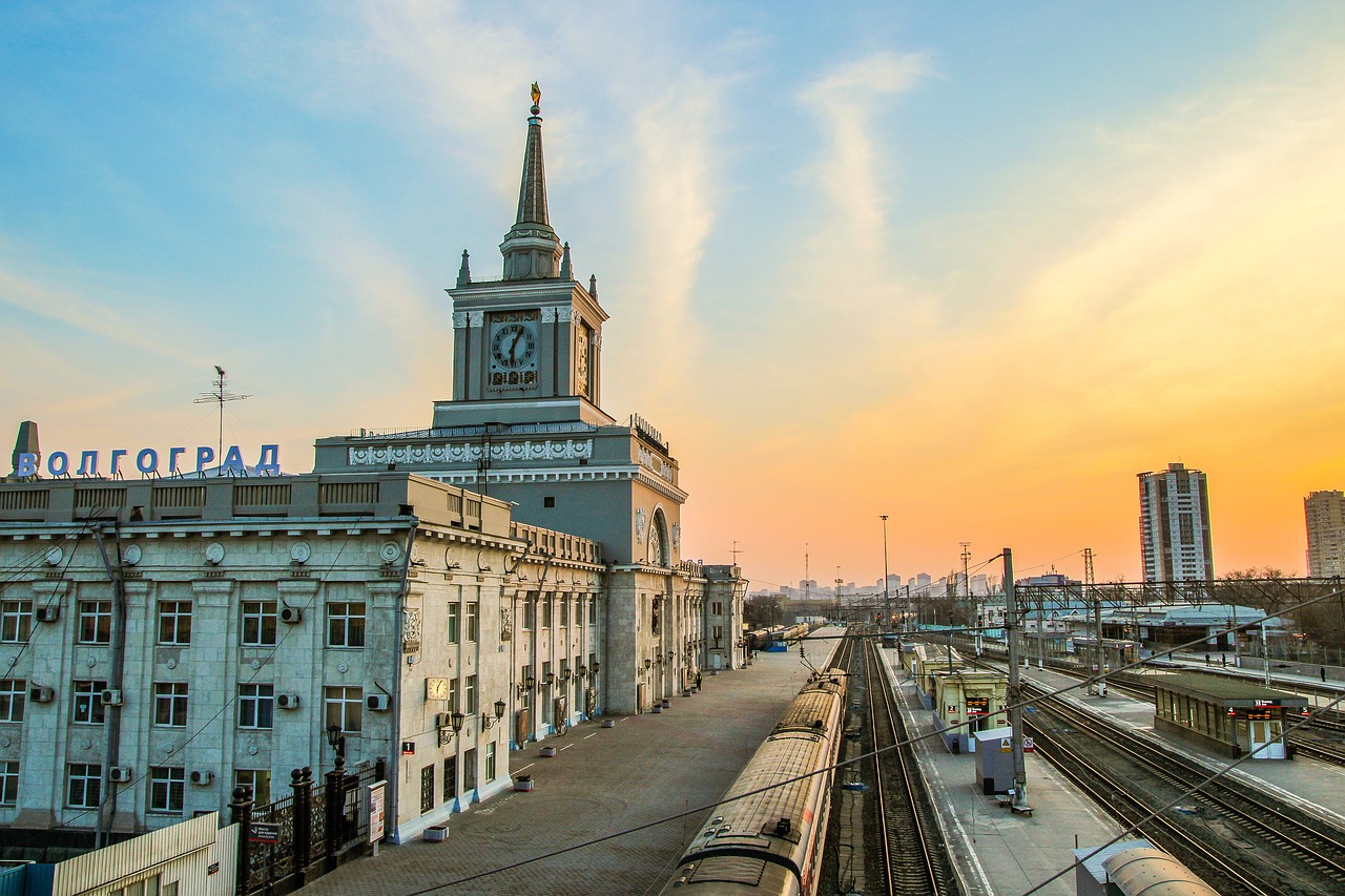 Жители Волгограда просят вернуть им московское время | АРБУЗ