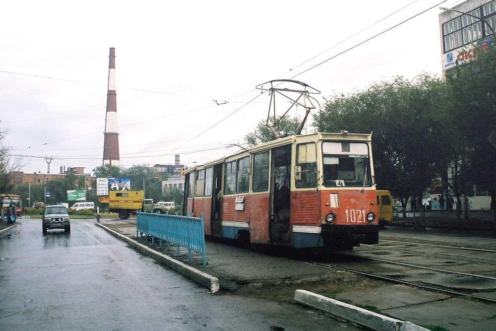 В Астрахани ищут тестировщика массажных кресел с опытом езды на трамвае