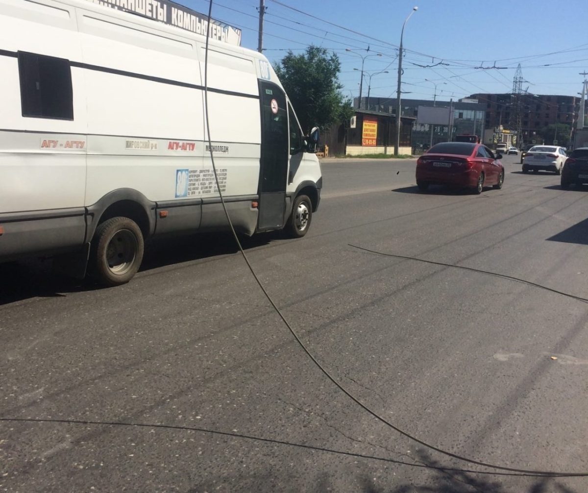 Троллейбусные провода в Астрахани продолжают падать
