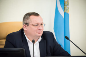 Игорь Мартынов поздравил астраханцев с Днем защитника Отечества