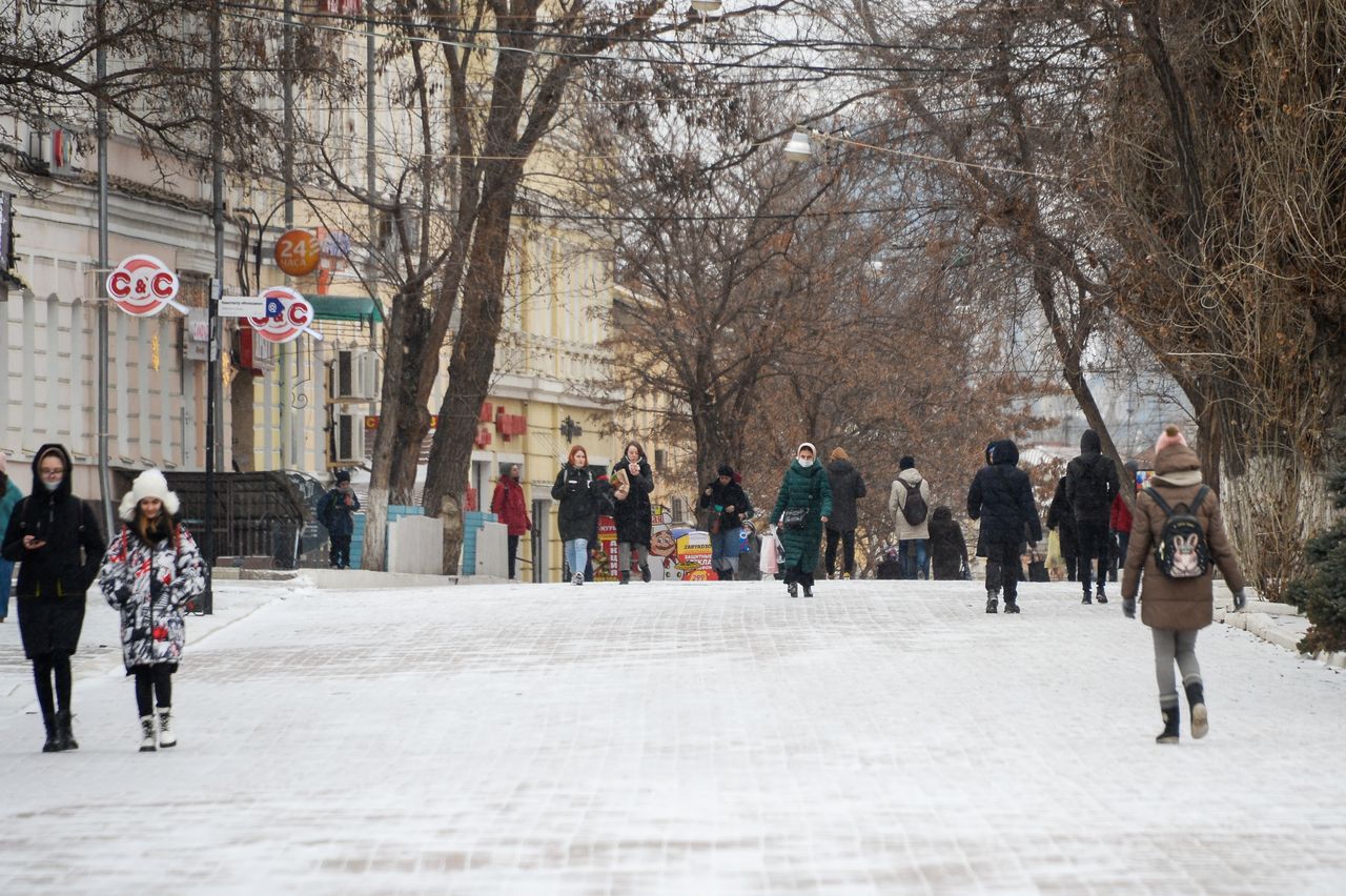 Заснеженная Астрахань и ее жители: зимний фоторепортаж