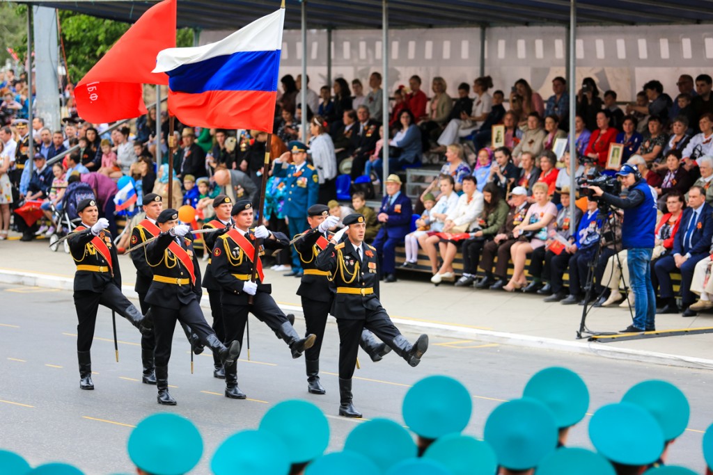 В Астрахани планируют провести военный парад