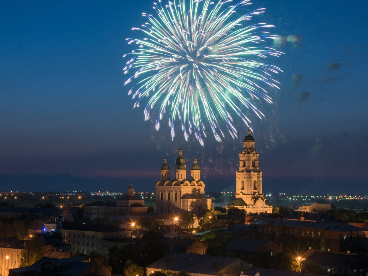 Астрахань признали самым щедрым городом России