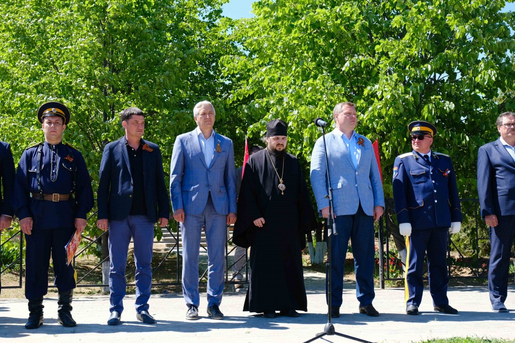 Черноярские казаки прошли 150 километров в честь Дня Победы