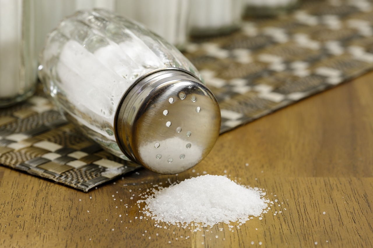 Под Астраханью обнаружили незаконную добычу соли