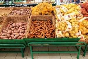 Стало известно, какие продукты подорожали в Астраханской области больше всего