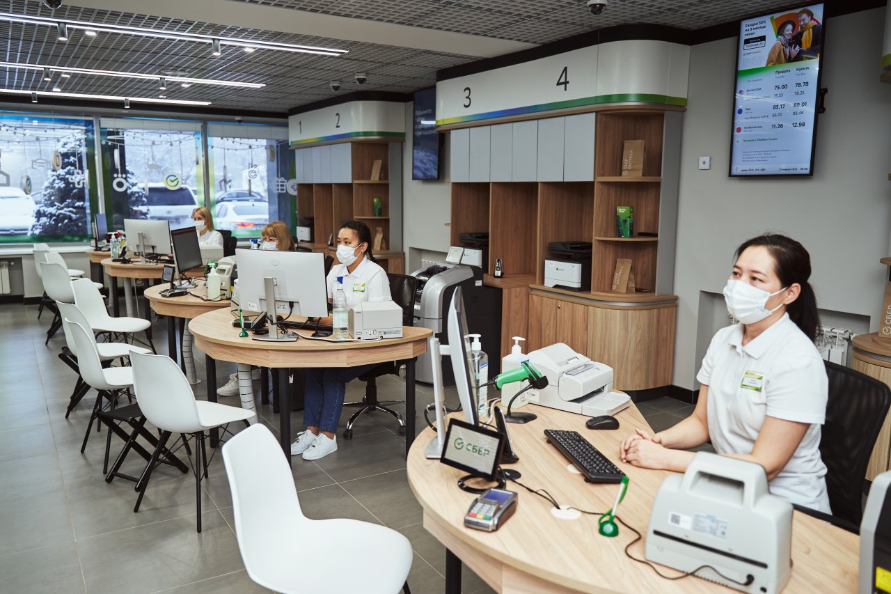 Сбер открыл первый офис нового формата в Астрахани