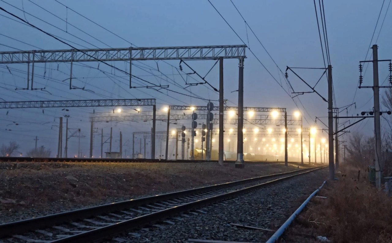 На станциях Астрахань-1 и Астрахань-2 появилось «умное» освещение
