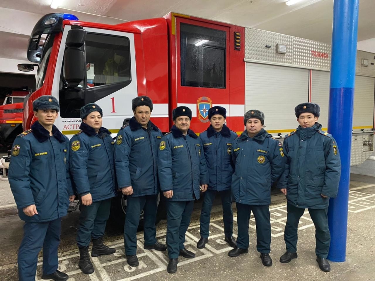 Двух пожилых людей спасли на пожаре в Астрахани