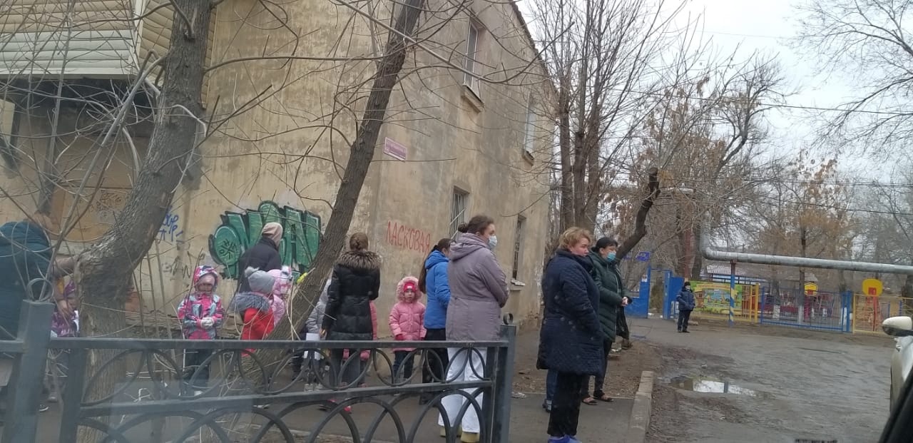 Астраханцы требуют объяснений о минировании детских садиков в городе