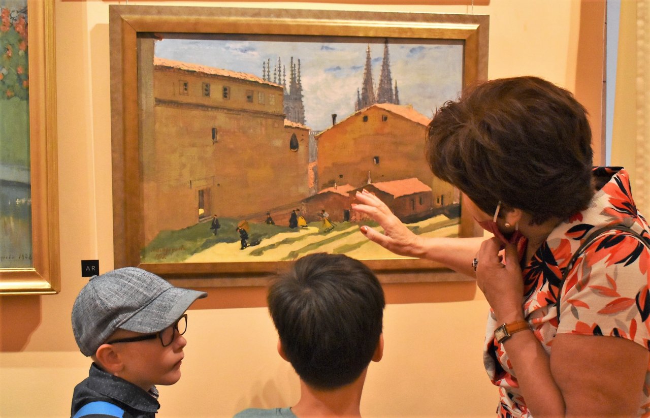 Сбер предоставил возможность астраханцам и гостям города приобрести билеты на выставки Астраханской картинной галереи онлайн