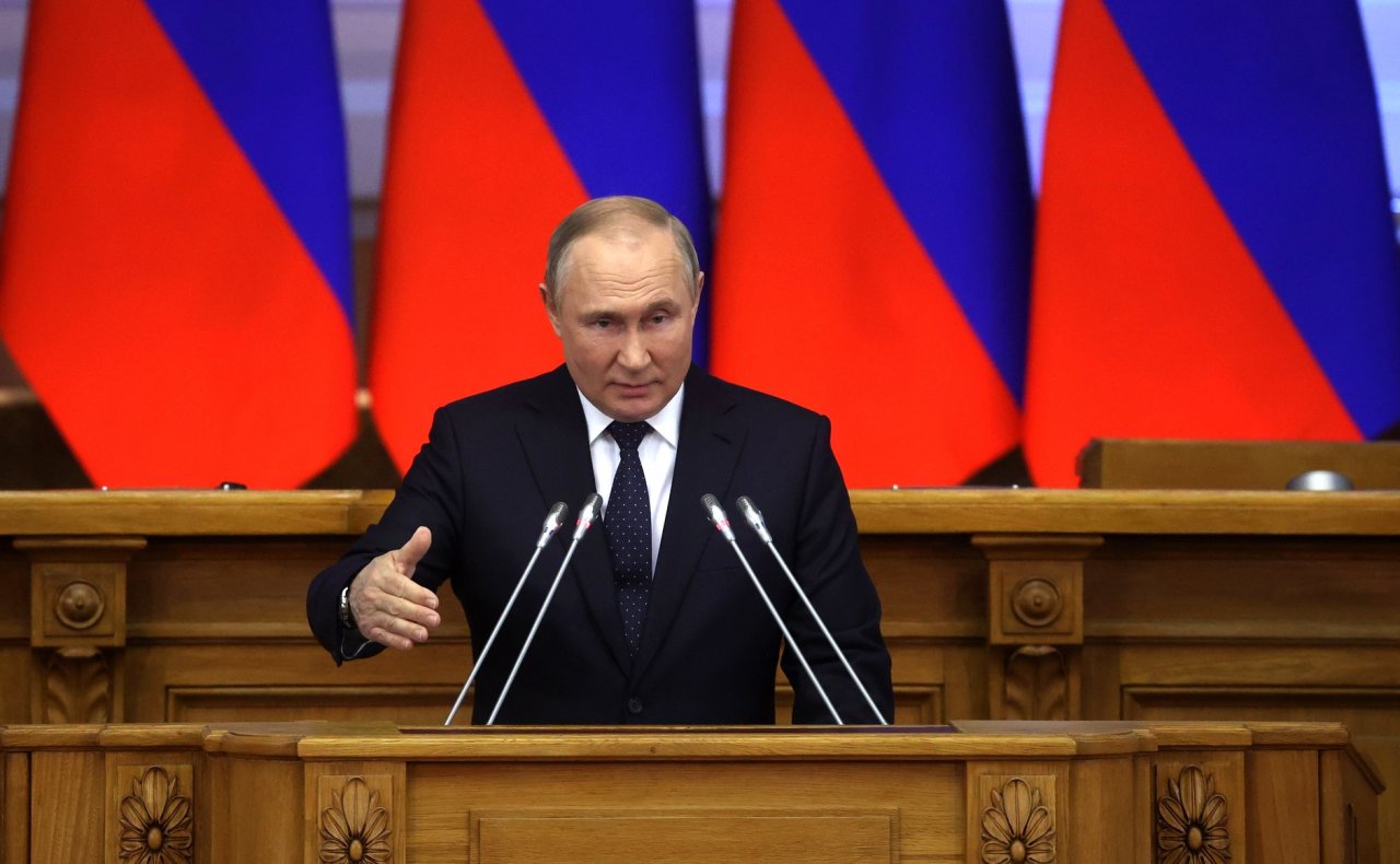 Путин предупредил недоброжелателей о молниеносном ударе