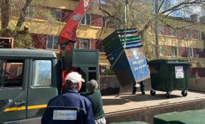 Районы Астраханской области начали получать новые евроконтейнеры для мусора