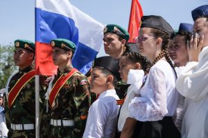 Астраханские власти усилят патриотическое воспитание молодежи
