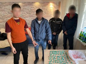 В Астраханской области задержали двух иностранцев, собиравшихся продавать наркотики