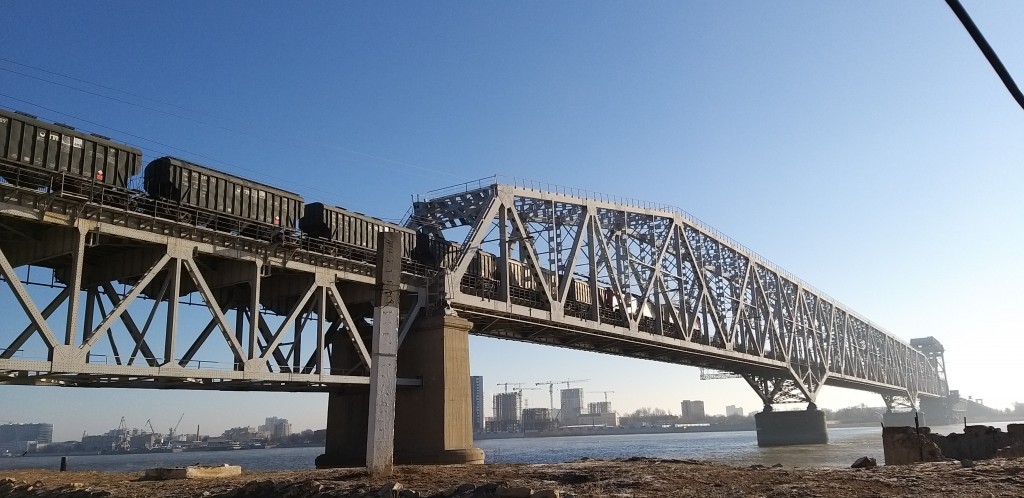 В среду в Астрахани разведут Старый мост