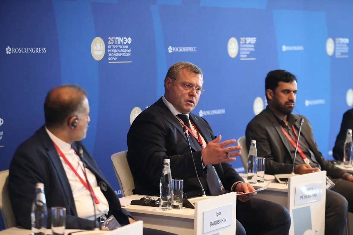 Астраханский губернатор рассказал на ПМЭФ-2022 о перспективах сотрудничества с Ираном