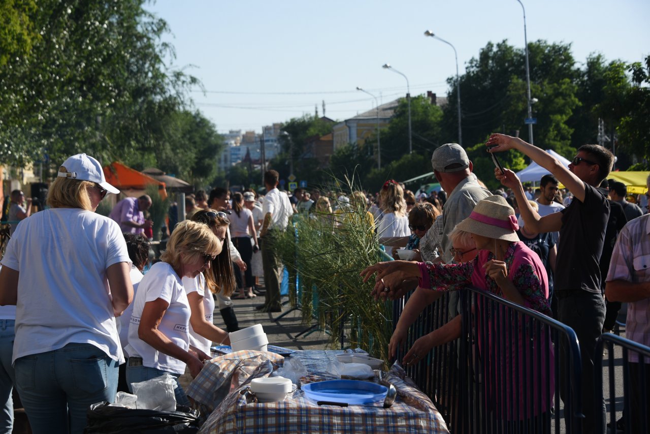 Как в Астрахани в этом году отметили День рыбака | АРБУЗ