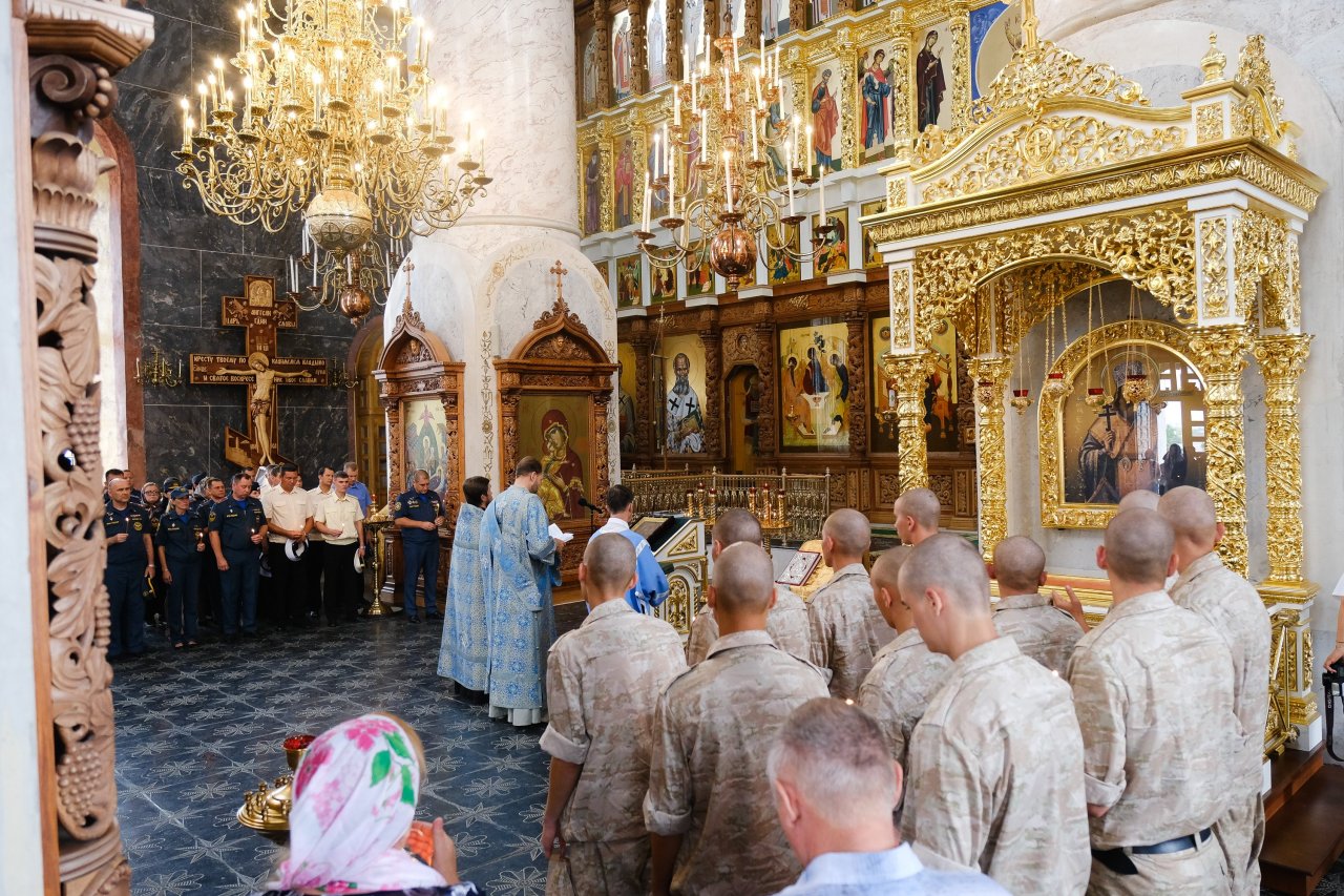 В Астрахани помолились за участников спецоперации на Украине
