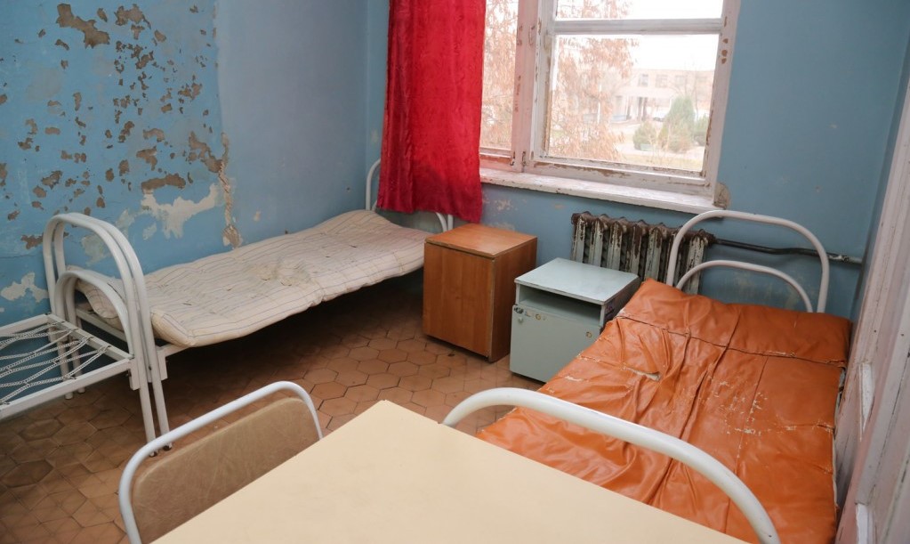 Астраханских пациентов инфекционной больницы отправят в Камызяк