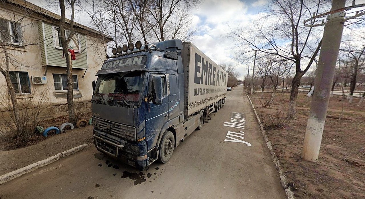 Чтобы спасти новый асфальт, на улице в АЦКК хотят запретить движение грузовиков