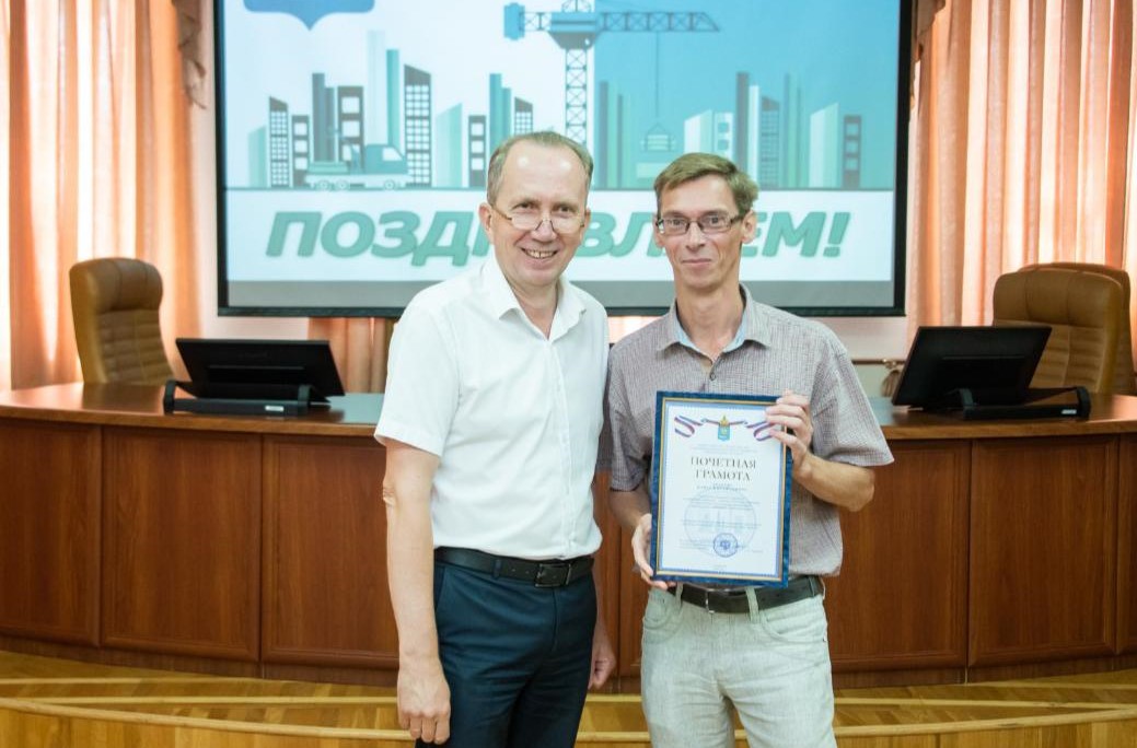 Игорь Седов высоко оценил вклад строителей в преображение Астрахани